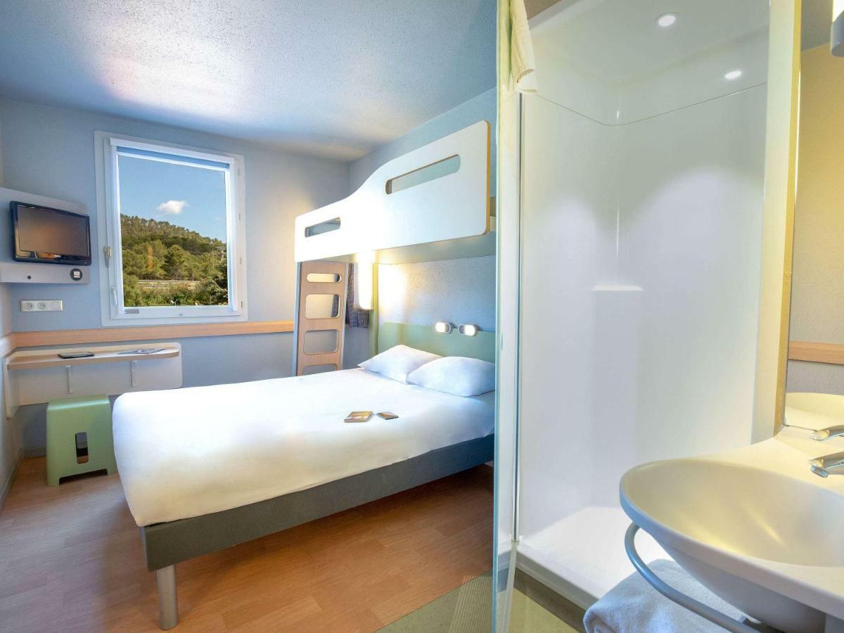 Ibis Budget Brignoles Provence Bagian luar foto